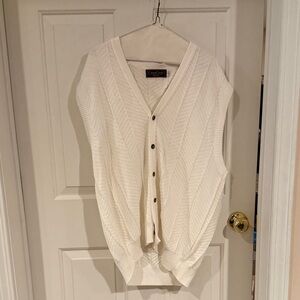 Men’s Cream Sweater Vest Large